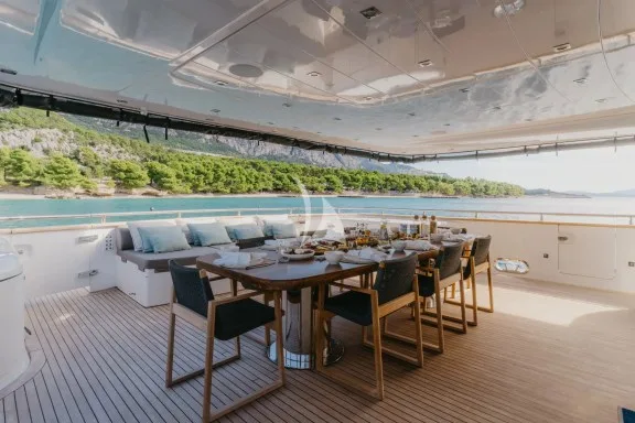 Image of Cynthia yacht #25