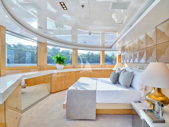 Image of LA PELLEGRINA 1 yacht #28