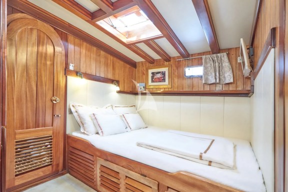 Image of LIBRA yacht #19