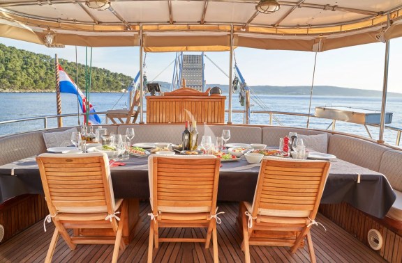 Image of LIBRA yacht #6