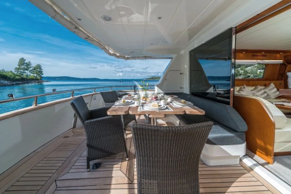 Image of JANTAR yacht #16