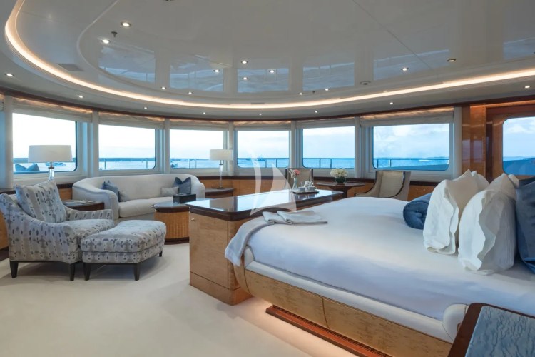 Lucky Lady owners suite bridge deck with panoramic view