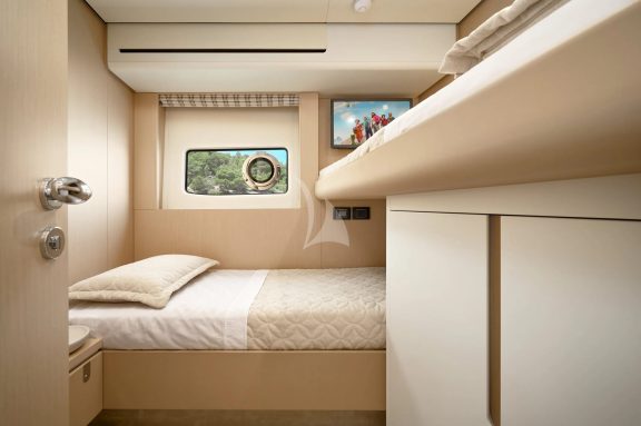 M-Y Aglaya Double & Bang bed