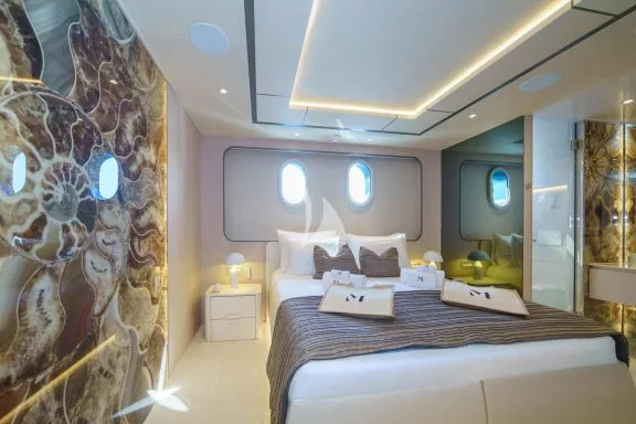 Guest suite