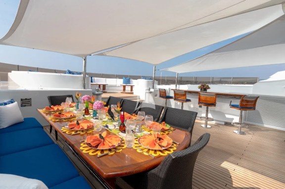 Sun Deck Dining