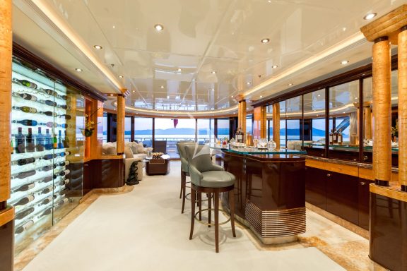 Main Salon Bar