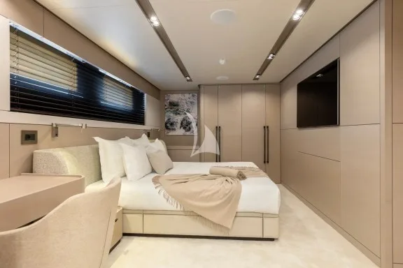 Double Cabin