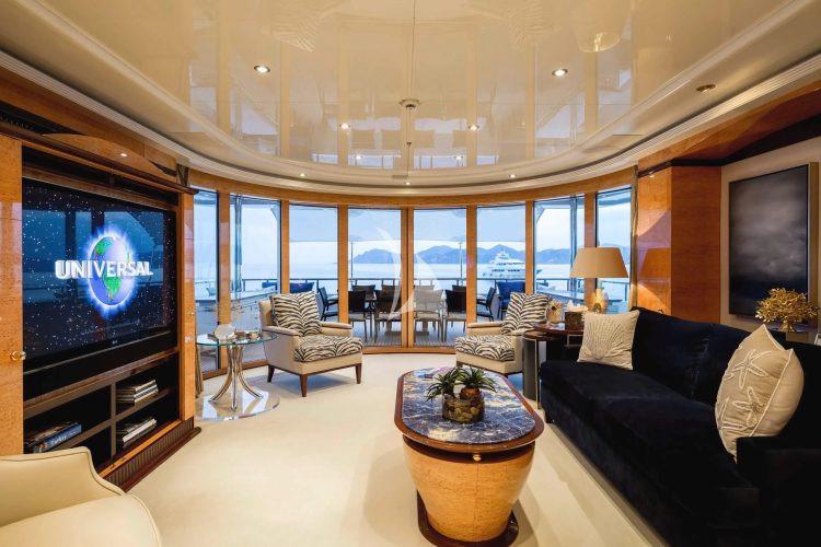 Sky Lounge