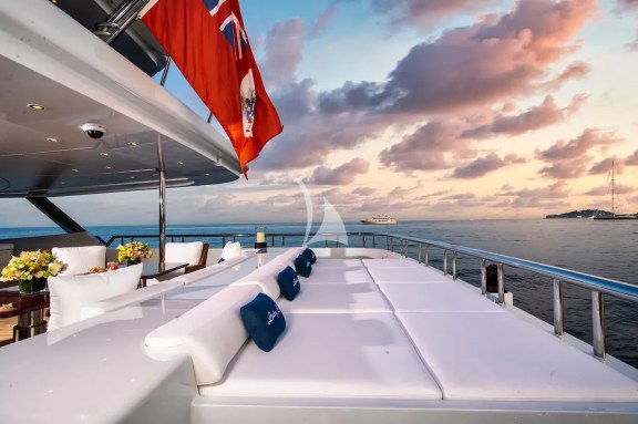 Main Deck Aft Sun Beds