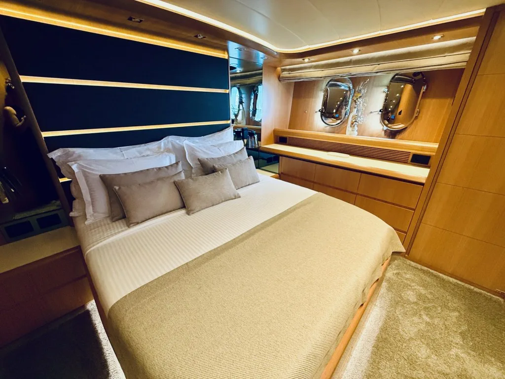 CYNTHIA, the second double guest cabin