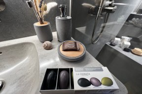 Real Yacht Image from Review