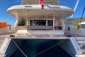 Real Yacht Image from Review