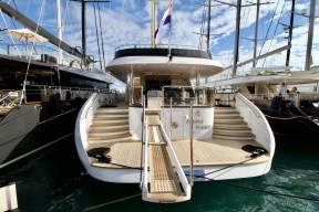 Real Yacht Image from Review