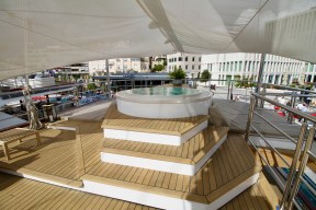 Real Yacht Image from Review