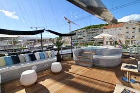 Real Yacht Image from Review