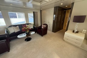 Real Yacht Image from Review