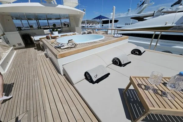 LA PELLEGRINA 1 superyacht charter in Croatia