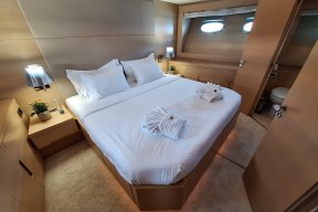 Real Yacht Image from Review