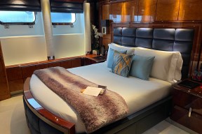 Real Yacht Image from Review