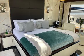 Real Yacht Image from Review