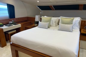 Real Yacht Image from Review