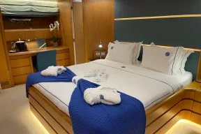 Real Yacht Image from Review