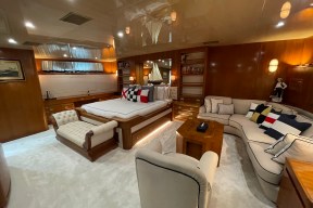 Real Yacht Image from Review