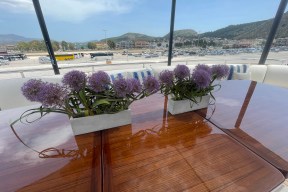 Real Yacht Image from Review