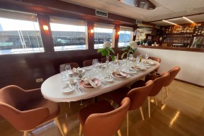 Real Yacht Image from Review