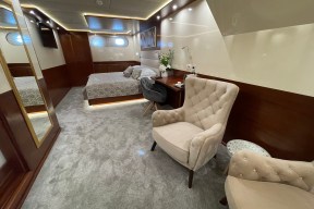 Real Yacht Image from Review