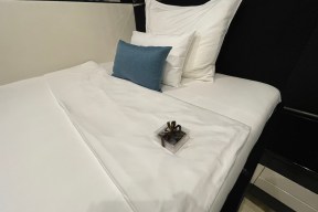 Real Yacht Image from Review