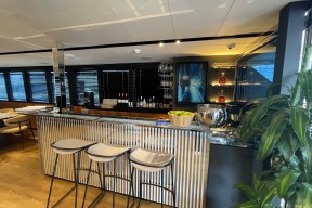 Real Yacht Image from Review