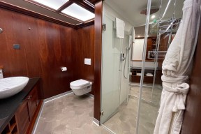 Real Yacht Image from Review