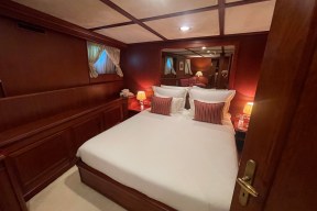 Real Yacht Image from Review