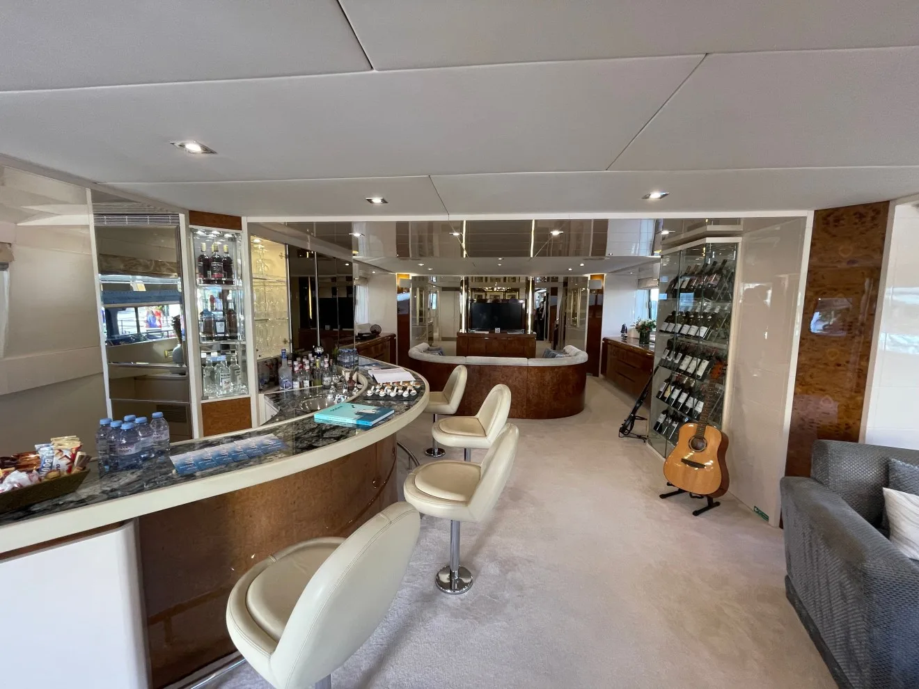 LADYSHIP yacht detail image 2
