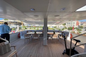 Real Yacht Image from Review