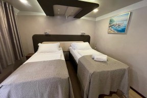 Real Yacht Image from Review