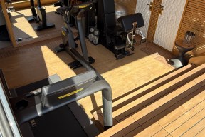 Real Yacht Image from Review