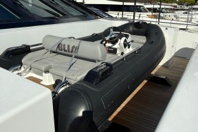 Real Yacht Image from Review