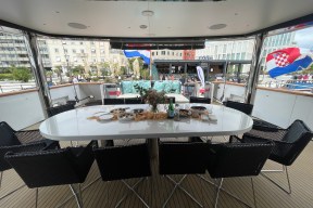 Real Yacht Image from Review