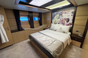 Real Yacht Image from Review