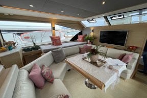 Real Yacht Image from Review