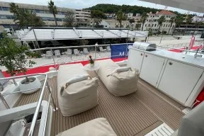 Real Yacht Image from Review