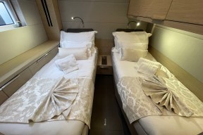 Real Yacht Image from Review