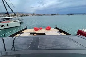 Real Yacht Image from Review