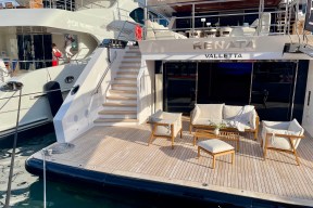 Real Yacht Image from Review