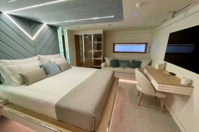 Real Yacht Image from Review