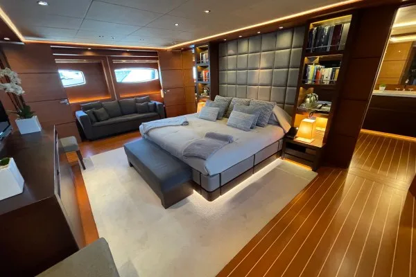ZALIV III superyacht charter in Croatia
