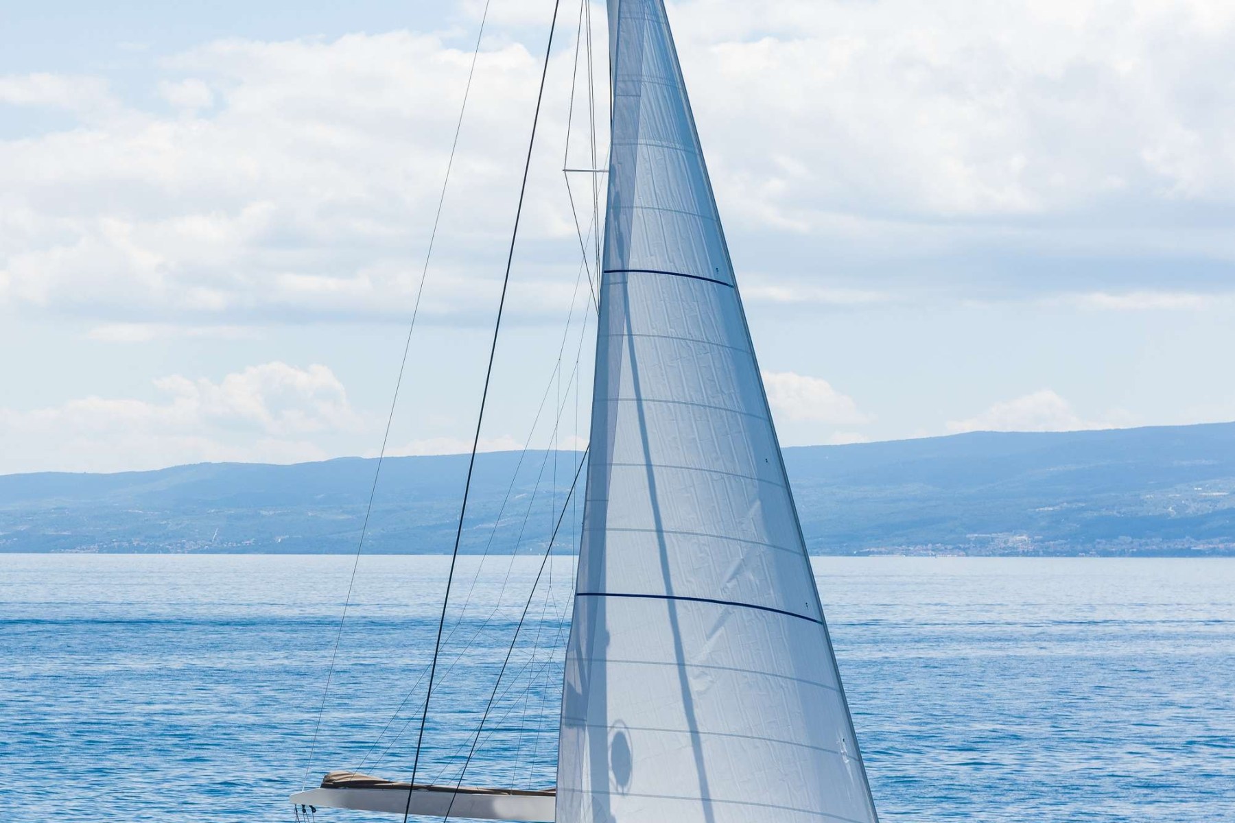 Main image of OPAL (Lagoon 620) yacht