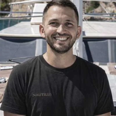 Deckhand Roko Skoko